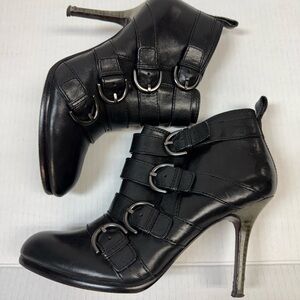 COACH TESSIE BLACK Leather ankle booties, silver tone buckle detail, size 8